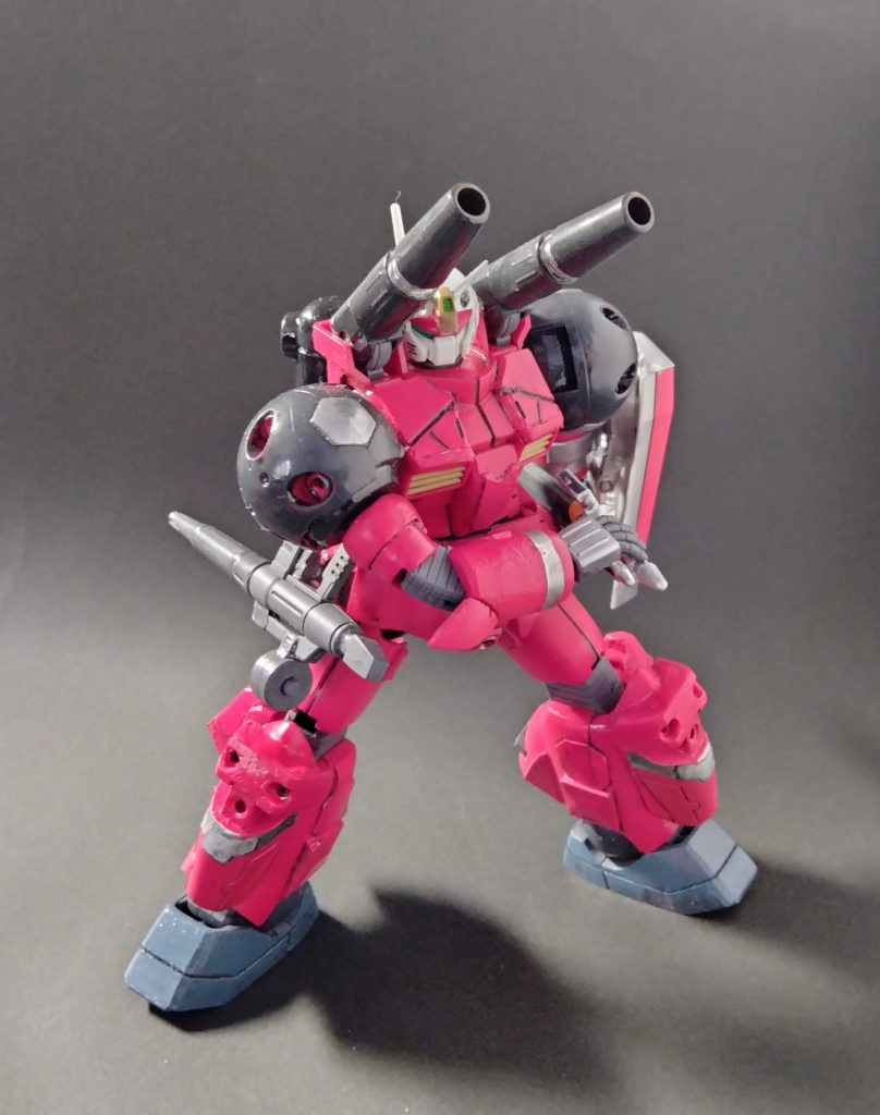 腕の上腕もパテで延長してあります。これで抜刀ポーズも取りやすくなりました。