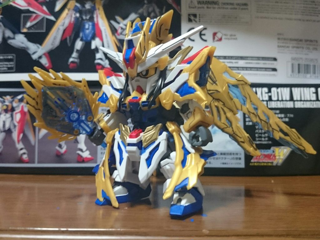 ・諸葛亮フリーダムガンダム塗装し忘れていた箇所の塗装と、武器以外のクリアパーツ裏をブルーで塗装っス