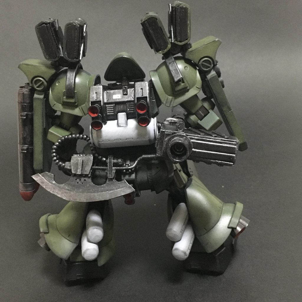 バックショット。ヒートホークはリアスカートにつけてあります。