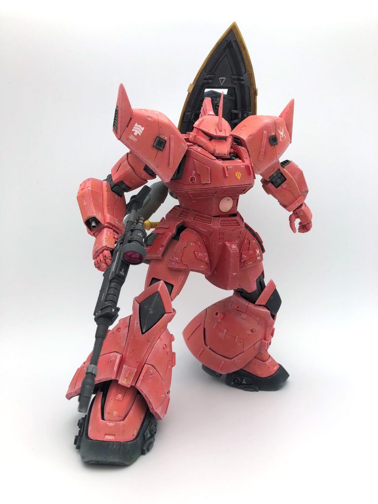 00791231アズナブル大佐はアバオアクー要塞攻防戦で試作MSで出撃し、多大な戦果をあげた後「白い悪魔」ことRX-78と交戦、激しい戦闘が繰り広げられ相討ちとなって自機を失っていた。要塞からの退却が始まっていたなか、ハンガーに残っていた自身専用機のYMS-14に搭乗し出撃。本国に撤退する友軍を鼓舞し殿を務め、バラバラなMS部隊の指揮をとり追撃する連邦部隊と交戦しこれを撃退。00800101ジオン公国政府が終戦に向け降伏準備を進める中、これを是としない人々のサイド3脱出に呼応。包囲している地球連邦艦隊と交戦し脱出艦隊の航路を確保するために出撃。00800716地球圏離脱艦隊がアステロイド宙域に向け航行中、艦隊から離反した反乱部隊を鎮圧するために出撃。何度かの戦闘を行っている。