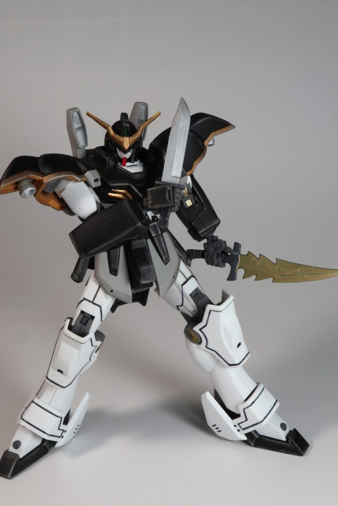 追加武装その3、ボウイナイフ&儀礼用ナイフ。ポージングの引き出しが切れているのが分かりますねぇ