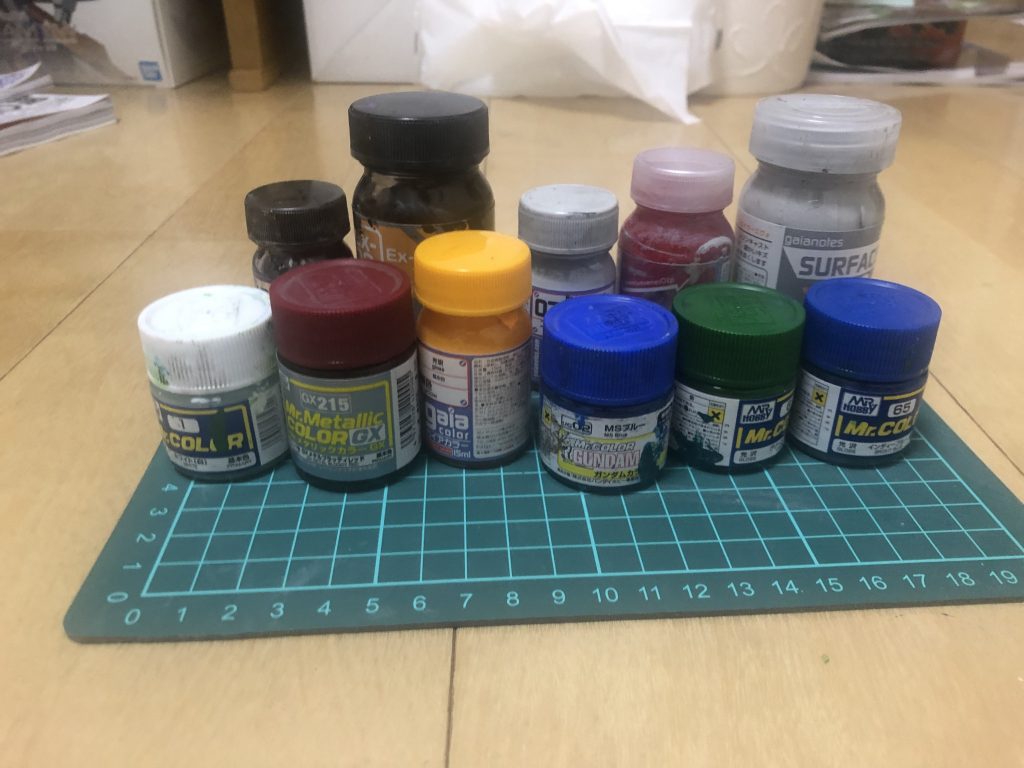 今回使用した塗料です。