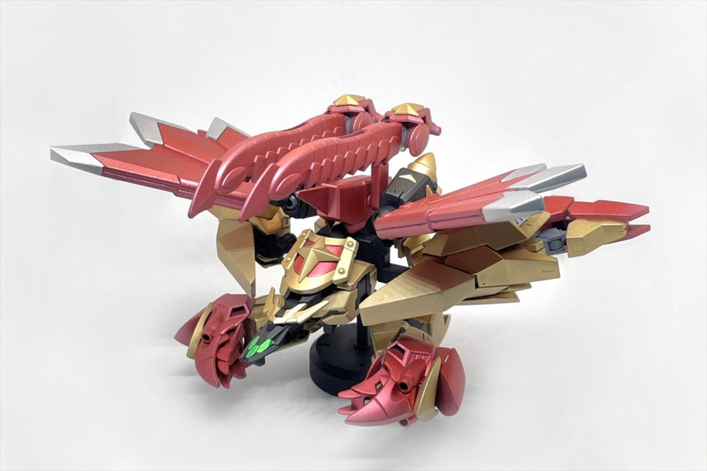 サポートユニットはもう少し『ドラゴン』っぽくフレームも改造しようと考えていたのですが、スケジュールの関係で今回は見送りました。しかし、これはこれでカッコよくなったのでは・・・?