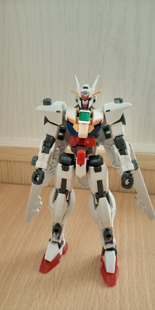 アルナスルガンダム換装機体なので武装は、基本重視になっている。また支援武装も計画されている。