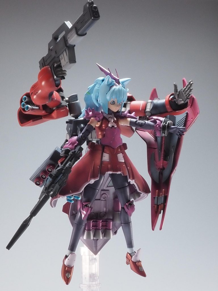 「なぎ払え!」スカートの中にバーニア仕込むのはジオンの伝統ですね👍