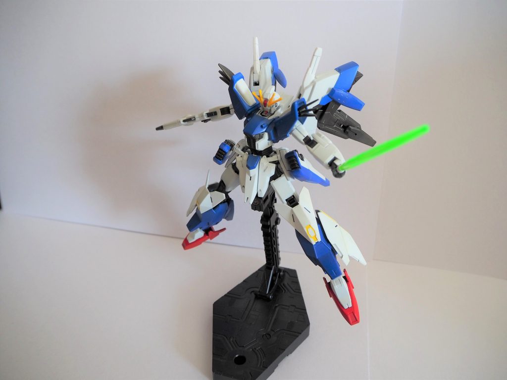 武装まで手が回らなかったのでライフルとサーベルだけです。