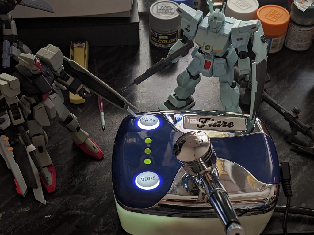 今回は塗装にこのエアテックス製のホビーショップ・タムタム45th周年記念のコラボのタムコンフレアを使用しました😄性能は音が大きいのと細かいエア圧調整が出来ないのが少し残念ですが、僕みたいな初心者には十分な性能だと思います😄