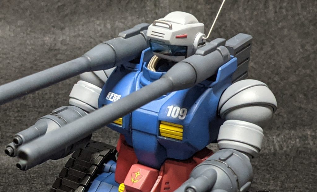 頭部はキットの物を上下逆にして付けてみました。