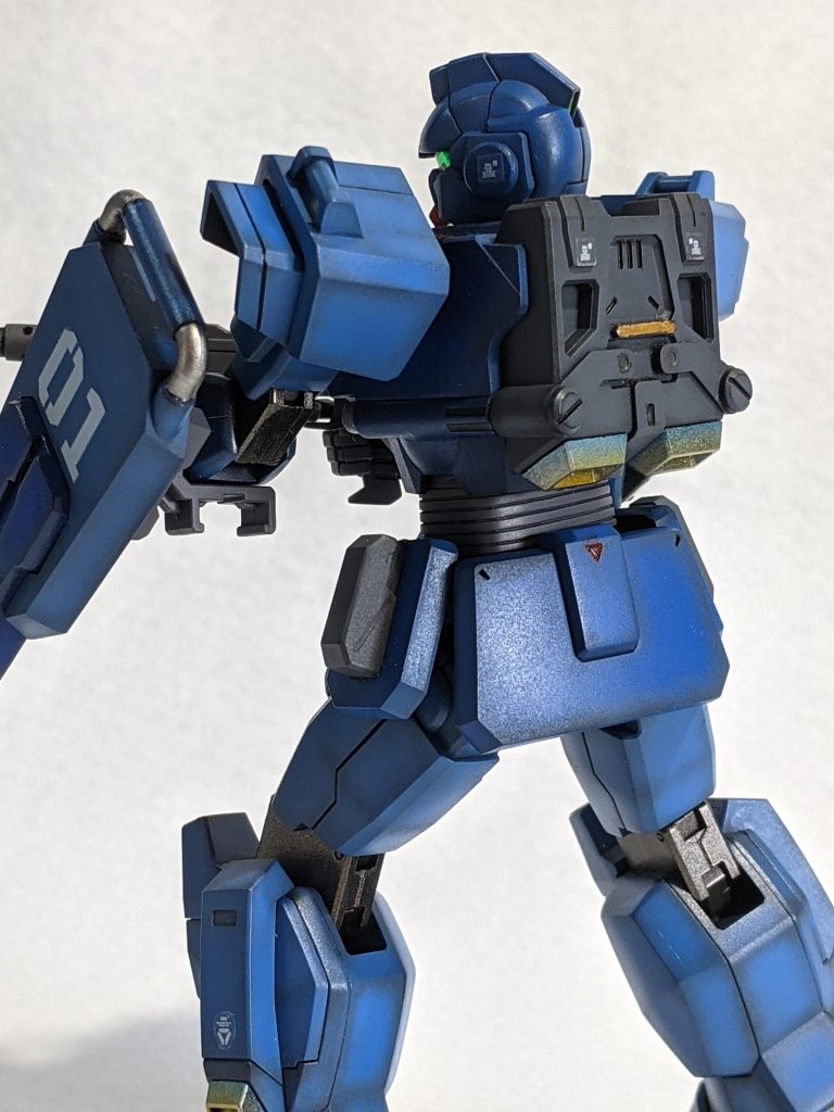 ずっとスペシャルなジムだと思ってましたが、改めて見たら型式はRXなんですね。