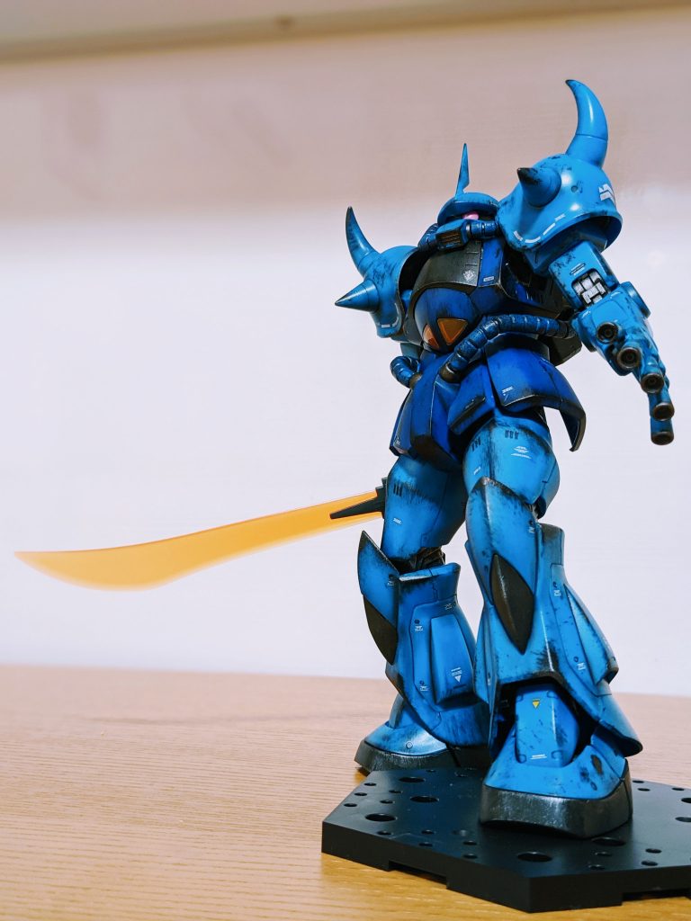 スタイル抜群で本当にカッコ良い。グフはまさに【漢の中の漢】という言葉が良く似合う機体ですよね。いや〜本当にカッコ良い!!作ってて本当に楽しかった!!最後まで見て頂きありがとうございました!ガンプラは自由です!!