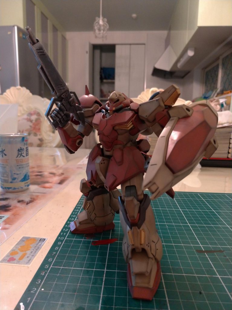 ゲリラ戦のため、とにかく汚す！今回は初めてMr.ウェザリングカラーのブラックを使用してみる。リアルタッチマーカーより使いやすいかも。部分塗装、Mr.ウェザリングカラー、ウェザリングマスター、半光沢、ドライブラシ、キラキラシール