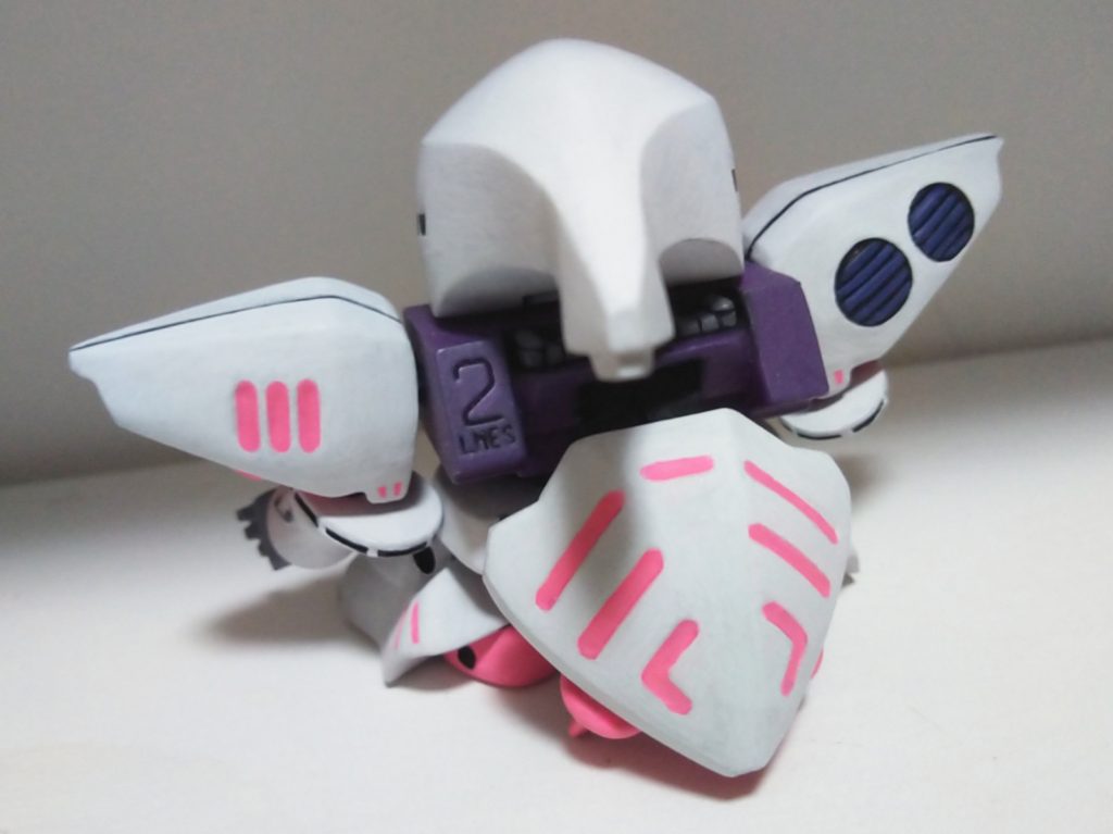 肩はリゲルグのパーツを加工して作成。肩内部には旧キット1/220のパーツを使っています。