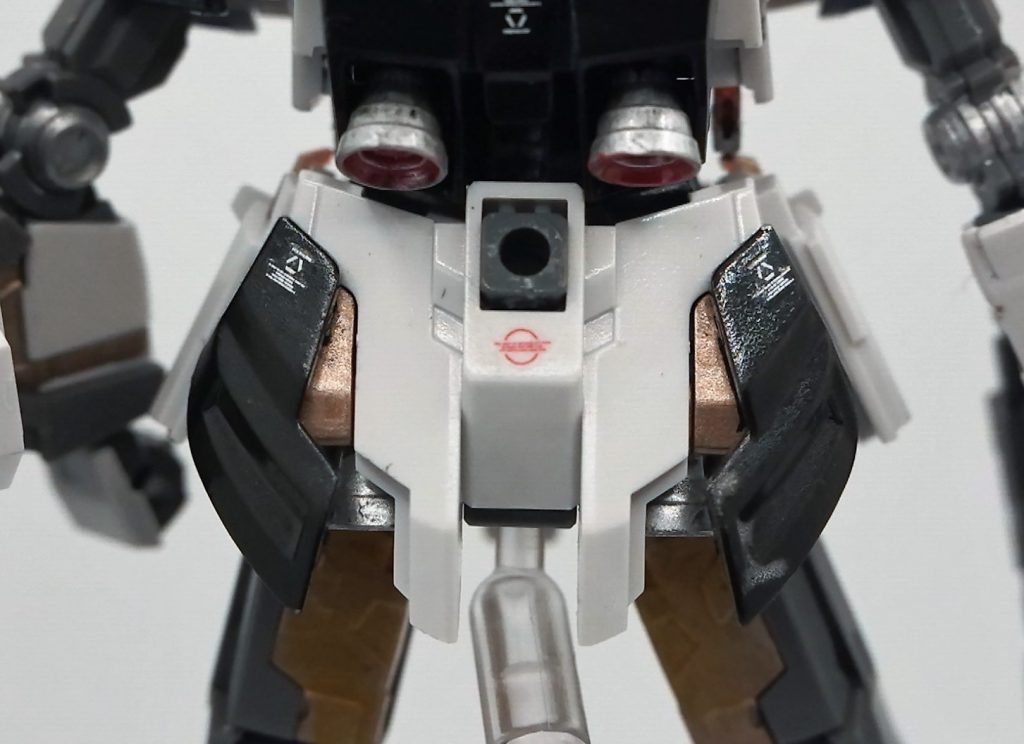 俺の答えはこれだ!余ったポリキャップを詰めただけ!でもこれで、3㎜棒さえあれば何でも接続できます。無限に遊べますね。