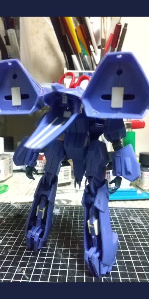 すねでアトハメしてます旧キットでもこういう簡易フレームがあると楽ですね