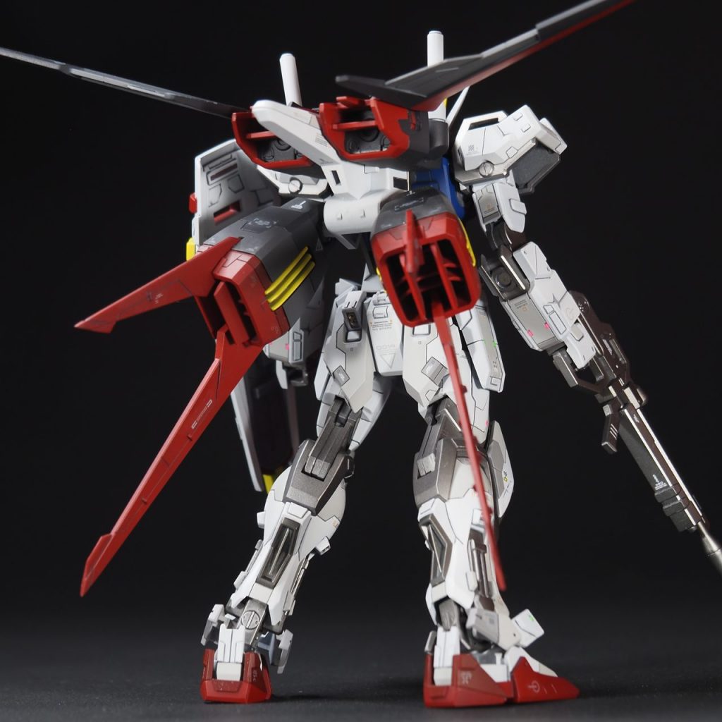 白をニュートラルグレーＩにしたので、他の色も彩度を落としています。