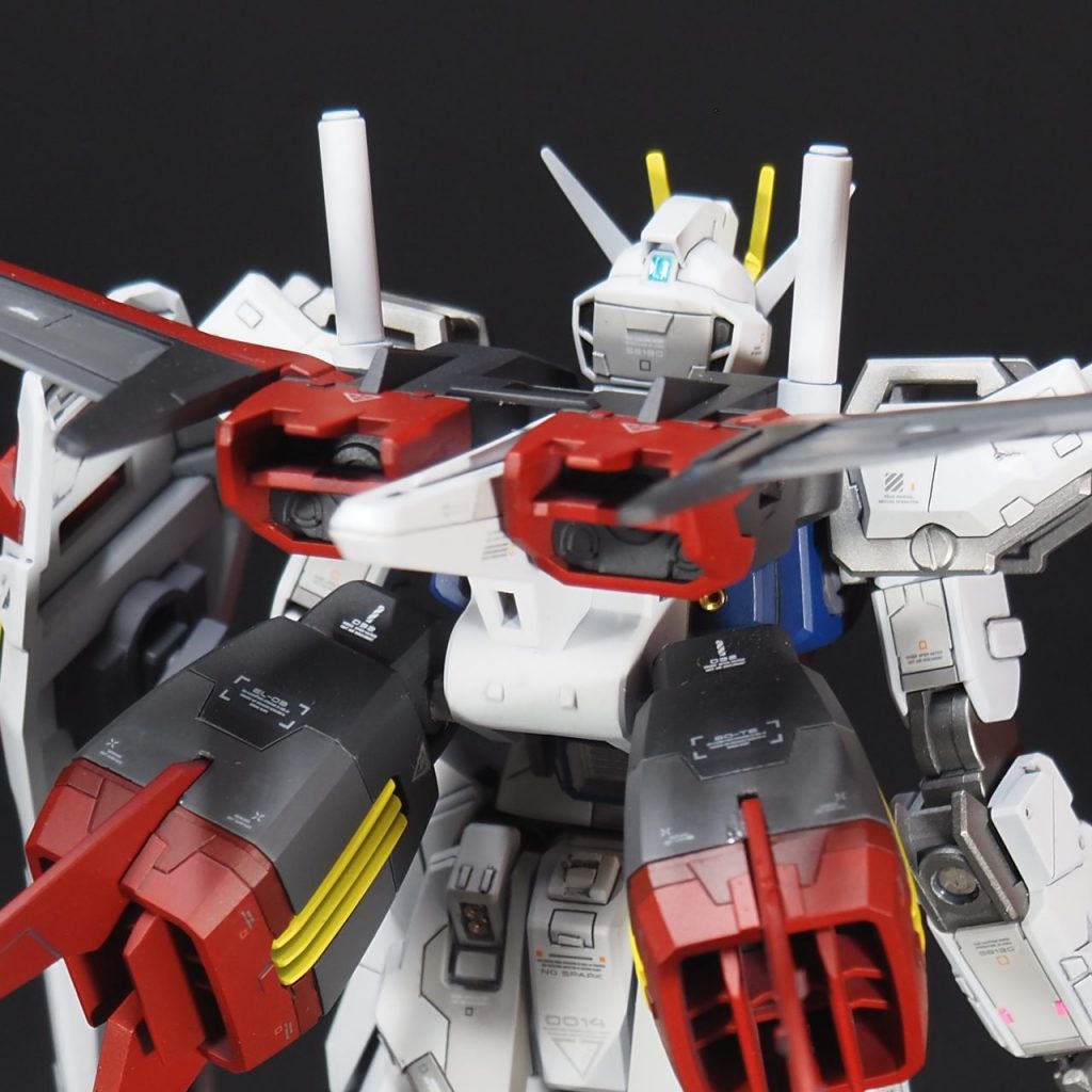 今回、センサーカメラを100均製レンズ表現を使ってみました。塗装するよりお手軽で結構カッコよくできるので、気に入りました。