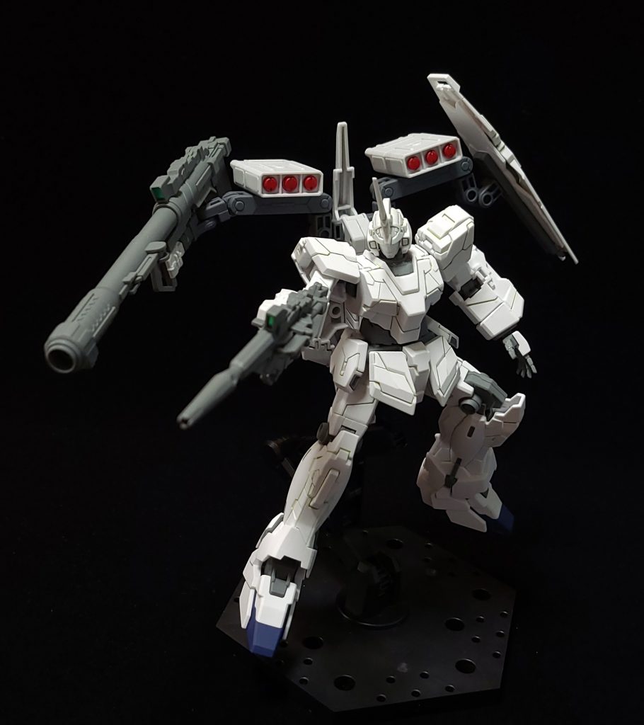 セミアーマーユニコーン–4枚目/制作者:くろお