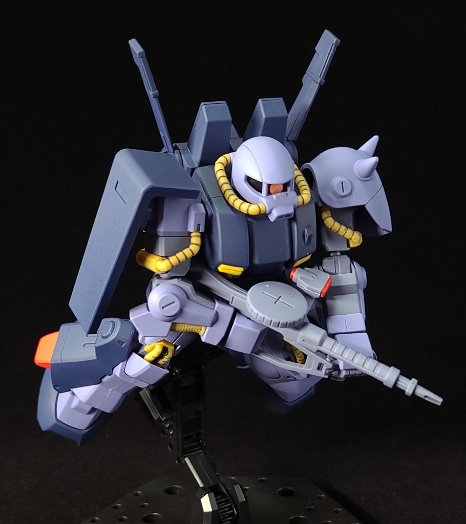 制作小話頭部とスネとふくらはぎの合わせ目を処理しましたしかし頭部以外は塗装しないと目立ったままになっています今度はカラーパテも含めて検討したいと思いますモノアイにはHアイズを使用しています裏側にラピーと両面テープを貼っています使用キット・HGUC ハイザック 連邦軍カラー最後に最初はミキシングなどをしようと考えていましたしかし普通に組んだ方がいい気がして今回はそうしました学生の頃に手に入れたキットを組むことができて満足ですそれではここまで見ていただいてありがとうございましたみなさんお体には気をつけてお過ごしくださいませ