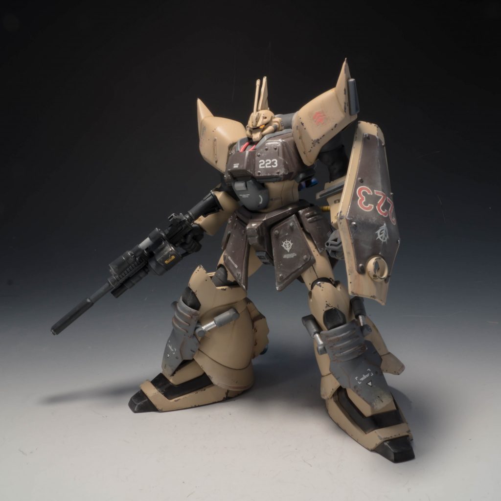 右肩アーマー破損前