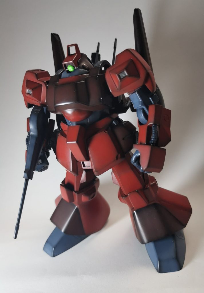 モノアイはMr.カラー蛍光グリーンで