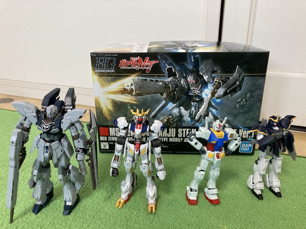 背の順に並べっ！やっぱりでかい。