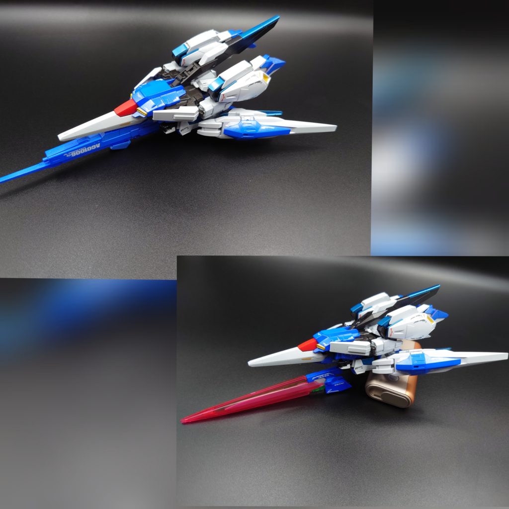 ウェイブライダーは2形態用意。ハイメガ運ぶ形態とソードを運んで到着後白兵戦乱入の2つを用意。スタンドにうまく乗らなかったので床置き涙あと写真取ったあとに気づきましたがビームライフル忘れた。。。尚、オーライザーのバックパックは横に取り付けられるよう元々の治具を切って下向きから横向きに取り付けられるようにしました。