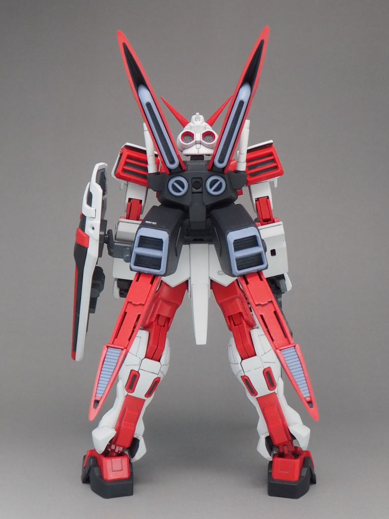 バックショット。M1アストレイのこのバックパックが大好きです。量産機らしからぬボリュームがたまりません。