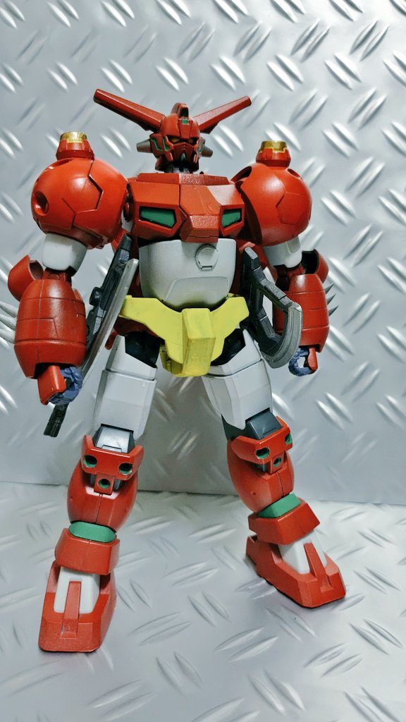 ゲッターJ(ジャンク)1型大破したゲッターD2をモビルスーツの残骸で復元した機体分類上は一応MSという設定