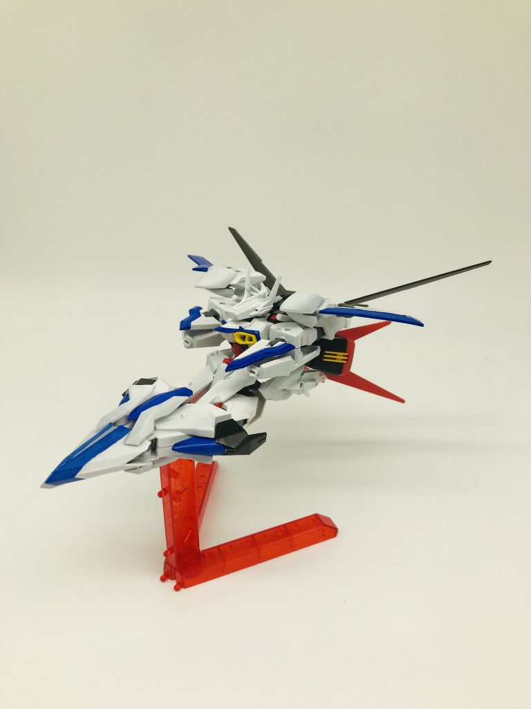 ストライカーパックの装備も設定通り可能です。