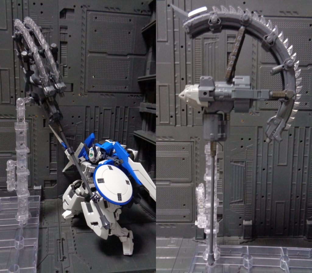 ⑥GNヘビィムーン　GNブーストハンマーに熱変換クリスタルの刃を大量に並べたフレームを取り付けた武装。ツインドライヴでのトランザムによって、刃の１枚１枚からライザーソードを発生させ、GNフィールドを易々と引き裂く凶悪な一撃を行う。痛設定はココマデ！