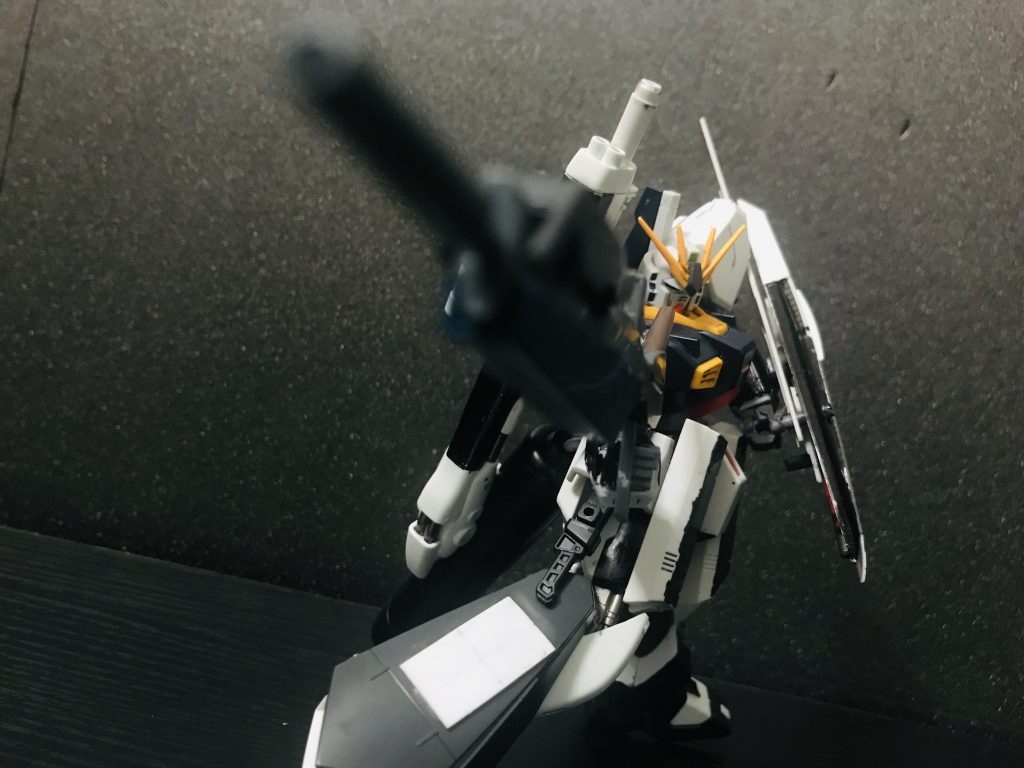 ビームライフルこのライフルはトーリスリッターの没装備を改造しました。トーリスに持たせるとダサいライフルでしたが、この機体には似合いましたw(何笑ってんねん)