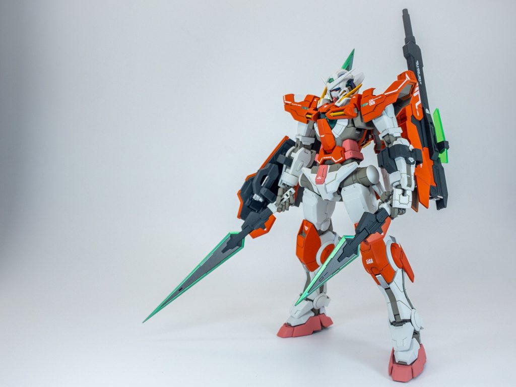 以上、ガンダムエクシアR1.5でした。何気にMGをきっちり面出し、スジボリやって全塗装で仕上げるのは初めてだったのですが、パーツ数が多くて大変でした…11月にはヴァーチェも発売なので4機作って並べたいですね。ブログに機体設定等書いてますのでぜひご覧ください↓https://puramonooshiire.com/finished/6308/