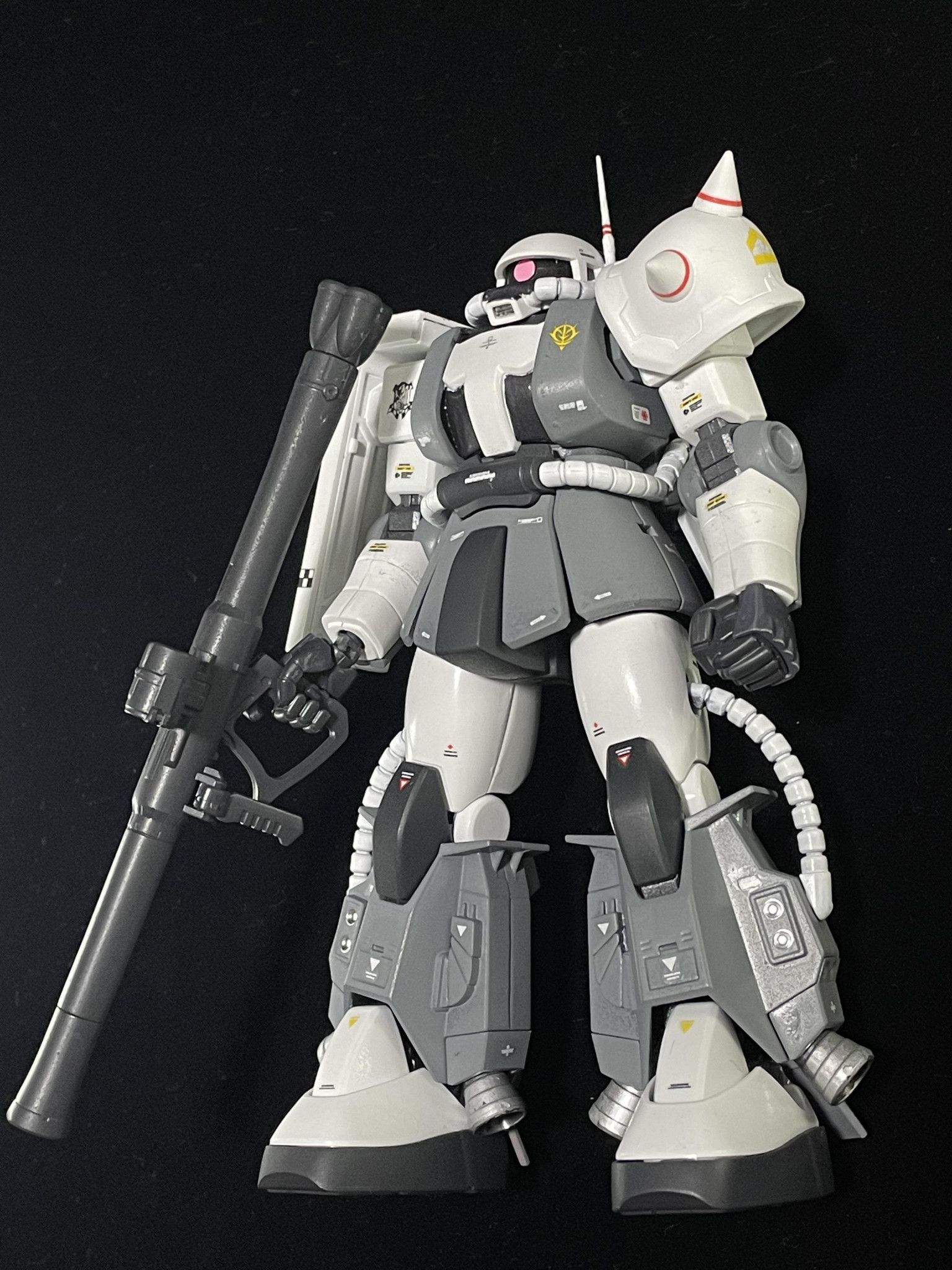 エリック・マンスフィールド専用ザクII｜がらいさんのガンプラ作品