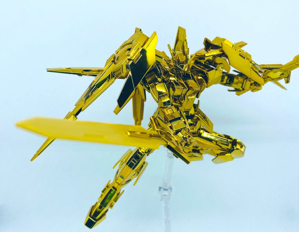 HGガンダムダブルオーダイバーエース【ゴールドコーティング】2020年のガンダムベース東京で行われた、5000円の買い物毎に引けるくじ引きで1番上の大吉を引くともらえた物です!
