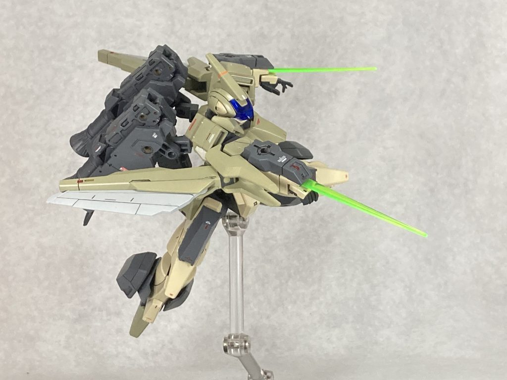 腕のサーベルは好みでヴィートールのサーベルを使用本音を言うと同じ色のシールドをピンポイントで貼って殴ってしまいたい