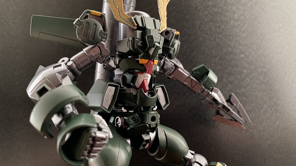 　しかし、頭部に翼が出来るという事は、作製したリコ本人にしてみると、想定していなかった事らしく、本人は少し恥ずかしいらしい。その為、基本的にこの状態(リミッター解除)にならないよう戦っているようだ。