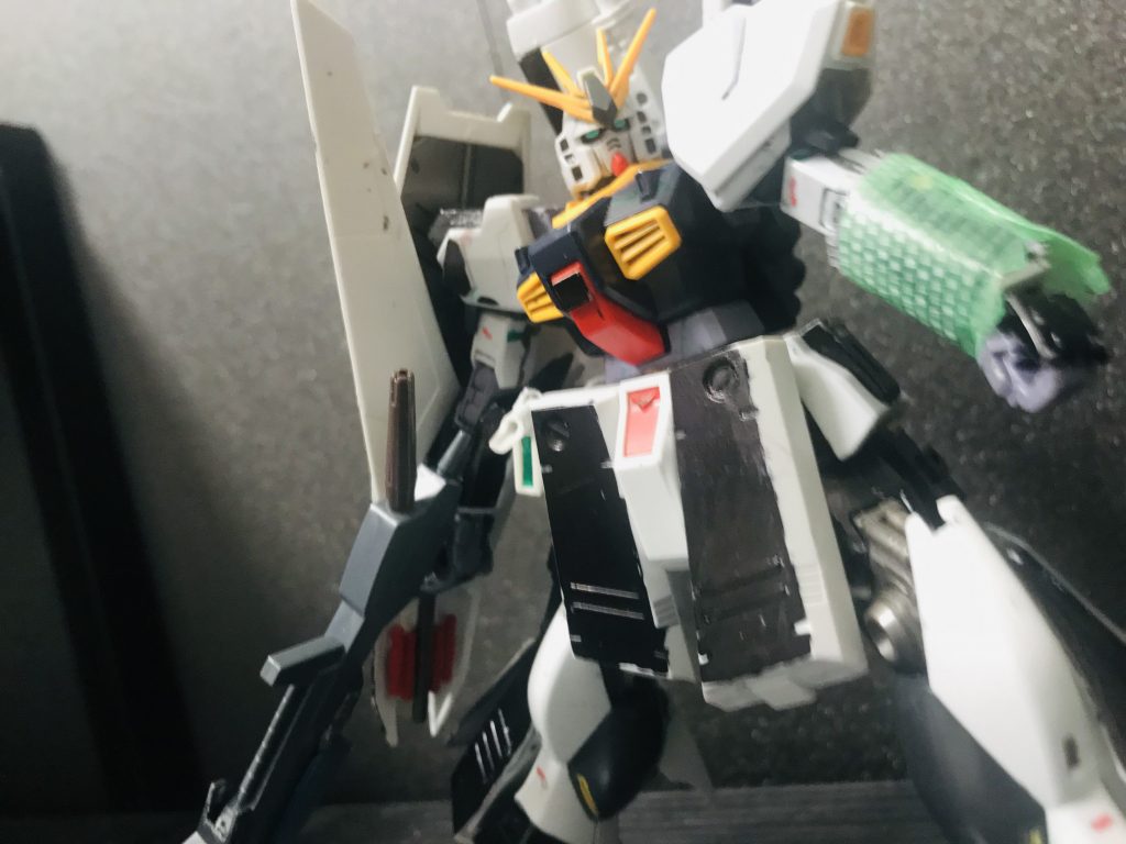 νsガンダム「何！？俺が最後だと…」ガーベラテトラ「おひとり様で、俺らに歯向かうのは無理だ…大人しく、捕まれ」νsガンダム「ぅ…」νsガンダムま、まだだ…必ず…νsガンダム「本当に一人も残さずに反乱者を捕まえたとでも思うのか！」ガーベラテトラ「なに？何が言いたいのかw」νsガンダム「隠れていた俺を捕まえられたいないのならば、俺以外に隠れていた者も！」