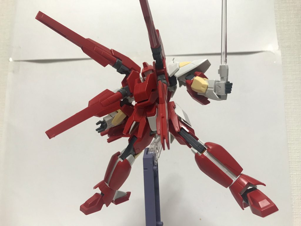 なのでサーベルを持たせたり！