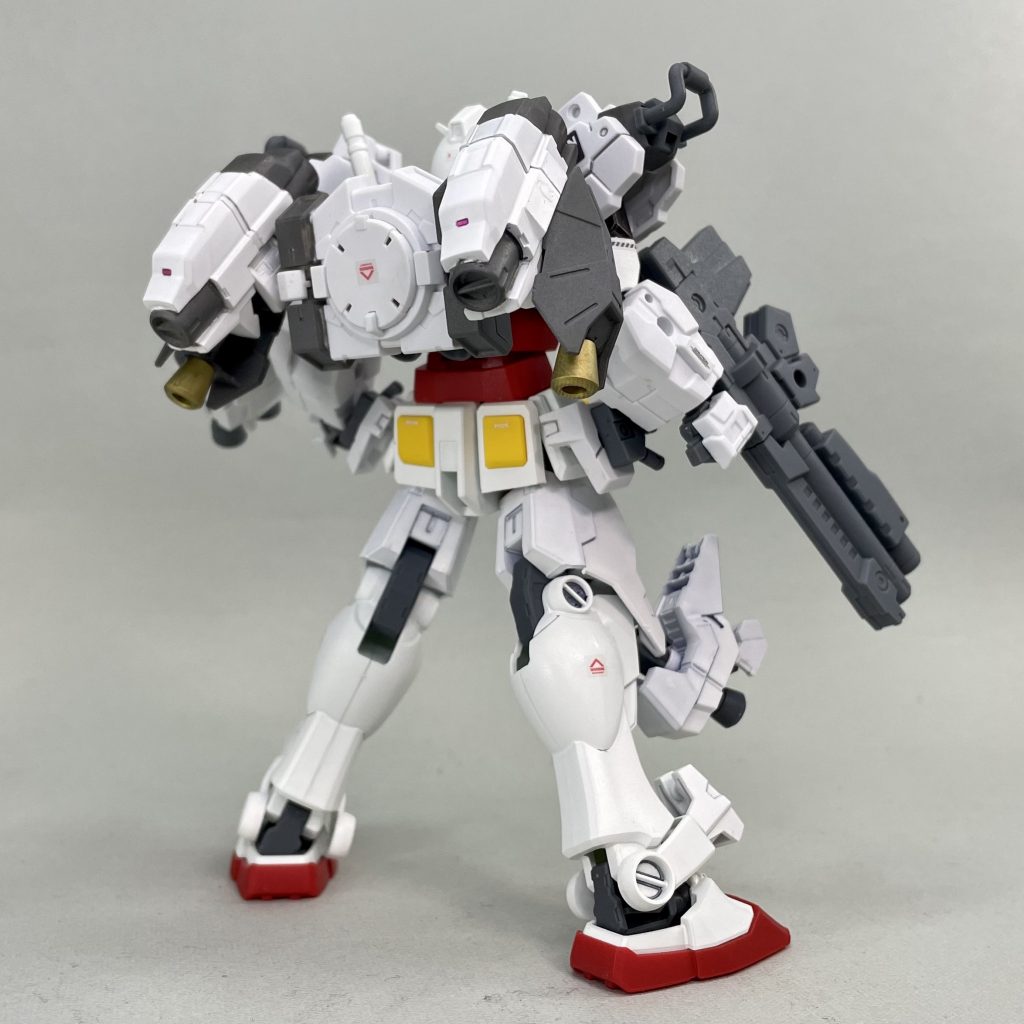 背面。バックパックも全て30MMキットで作成。背中にエネルギーパックを背負っているイメージ。