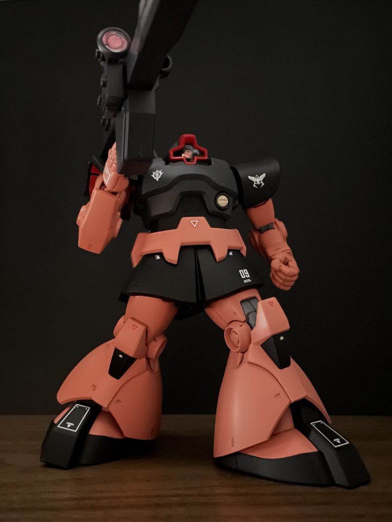 G-3とセットのシャア専用リックドムです。ビームバズーカでかい。