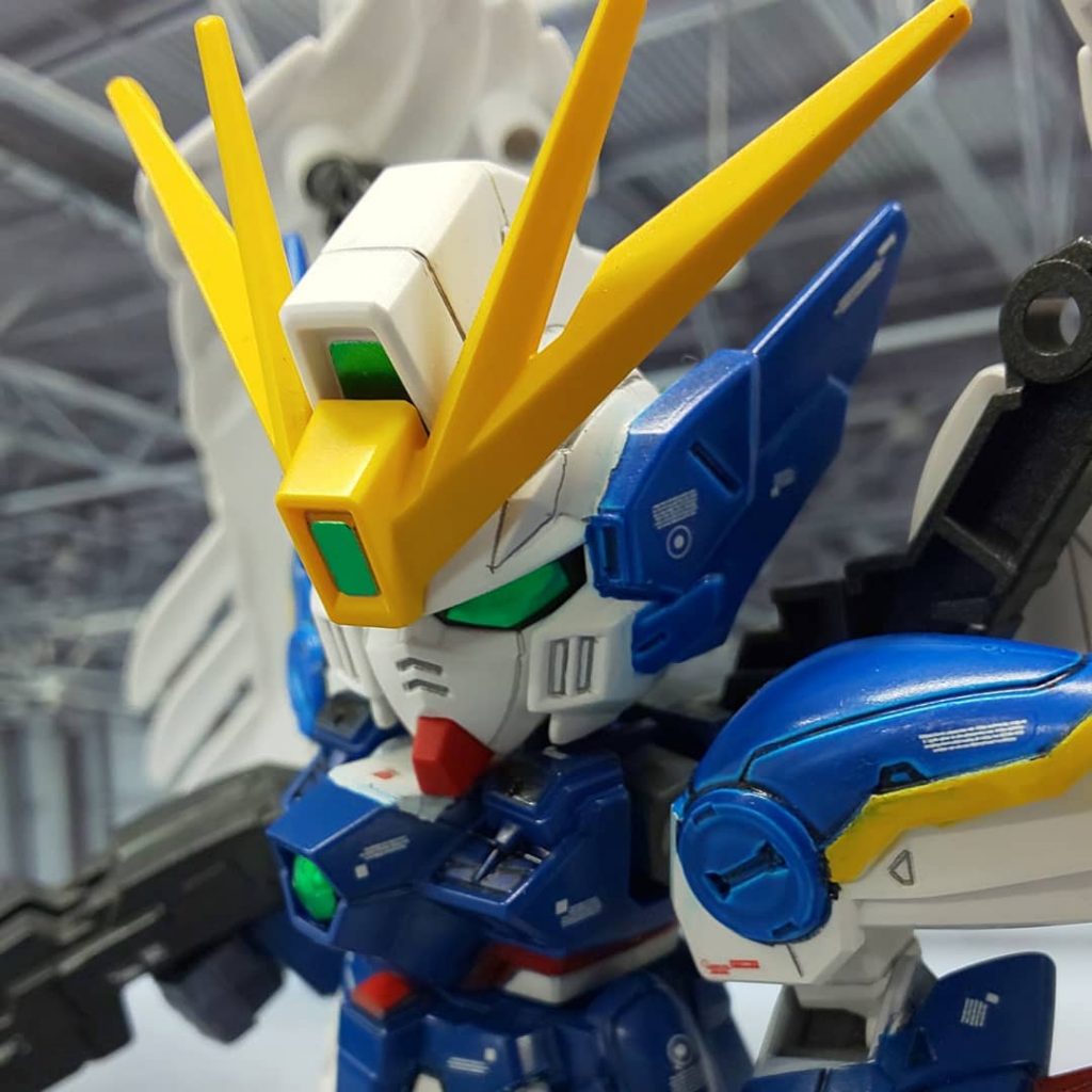 カメラアイやセンサー類は付属シールを使いましたデカールは余りを適当に貼ってます