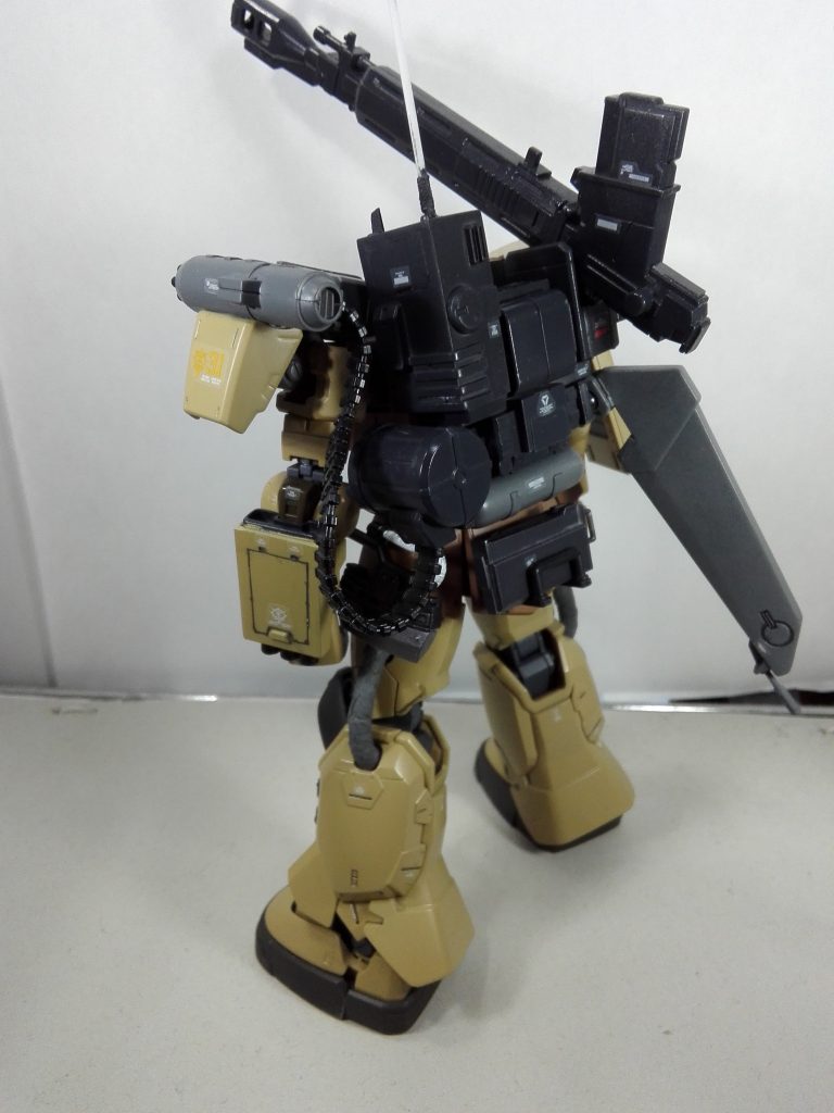 ガンキャノン2みたいなセンサーにしました。ついでに脚部をゴツいブグのものに