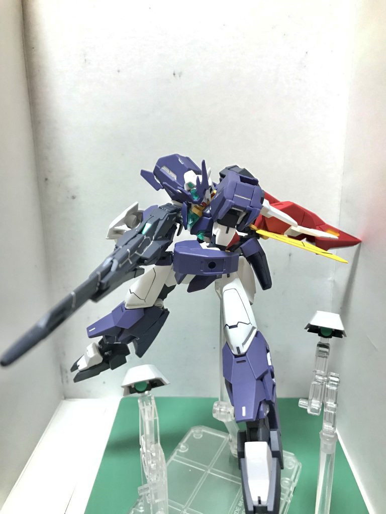 サブのレッグセンサービットこっちは受け穴があるのでスタンドに挿すだけ