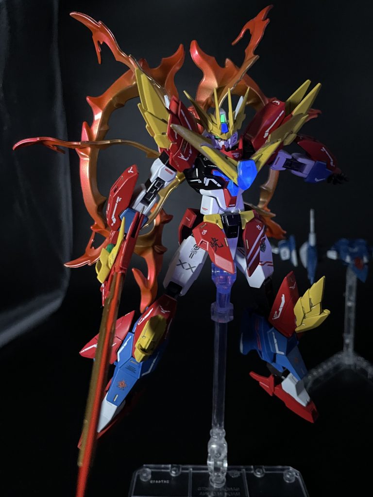 太陽の力を得たスプリュウムガンダムの誕生!