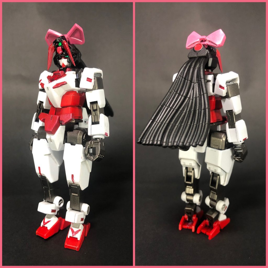 コアガンダム・レッカ(烈火)コアガンダム・ハヤテをコピーして作られた機体。コピー…と言っても方法は極めてアナログで、写真などを基に一からハンドメイドした所謂パチモン。(しかし制作クオリティが低いわけではない)ノーベルガンダムのような女の子らしい見た目を参考に、可愛らしくなるようカスタマイズされている。頭部以外はハヤテと同型のように見えるが中身はかなり異なり、ステルス機能は未搭載である。その代わりに攻撃力が高く、ハヤテよりも戦闘に特化した性能となっている。MAはハヤテのような大型ではなく、手足+αという最小限のアーマーからなる小型MAを数種類使役する。厳密にはコアガンダムではないが、外見を似せた恩恵で各アーマーへのコアチェンジが一応可能ではある。ウラ話①最初はハヤテの相方としてくノ一型を作成していたのですが、女性らしさを出すにはどうすれば良いか模索しているうちに、そっちがメインの目的にw主な改修点は頭部の髪(後述)、肩の小型化など。股関節の可動も広げてみたものの、コアガンダム状態では効果が分かりにくいですね…。女性らしさを出すために、全体的なスタイルの改善も考えましたが…・コアガンダムであることは残したい(アーマー換装)・ボディラインはアーマーで表現できれば良い・ハヤテと並べて統一感を出したい…といった考えから、コアガンダムに少し手を加える程度にしました。あとはどうやったら女性らしさを出せるのか?という問題が残るのですが…ーーーーウラ話②へ続く(;´Д`A