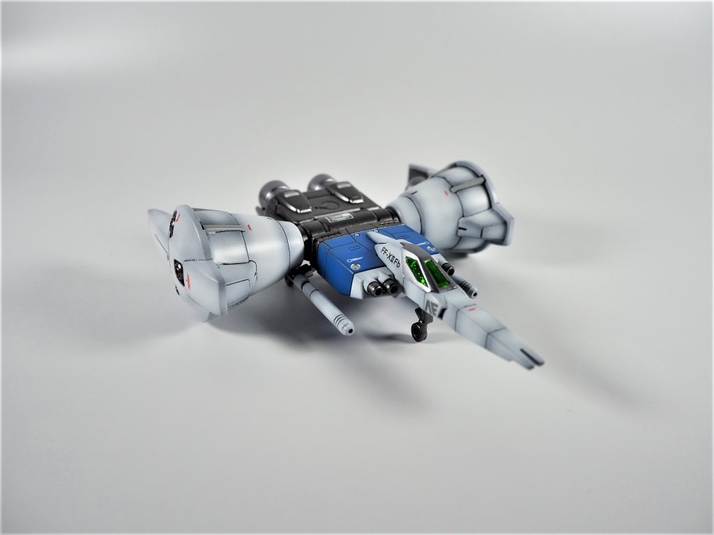 コアファイターⅡFb付属品のコアファイターも同時に作成キャノピーの形状を少し変更、サーベル先のビームキャノン部の開口以外は既存の物を塗装しただけになります