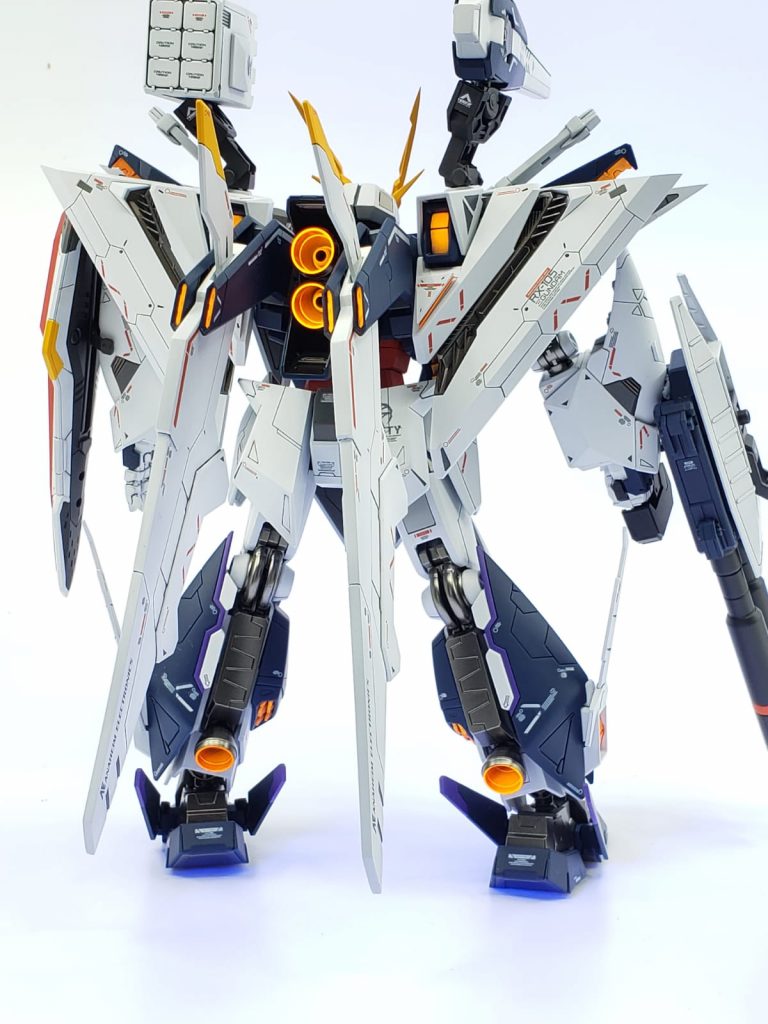 RX- 105 Xi Gundam 三高達–2枚目/制作者：adamswai188