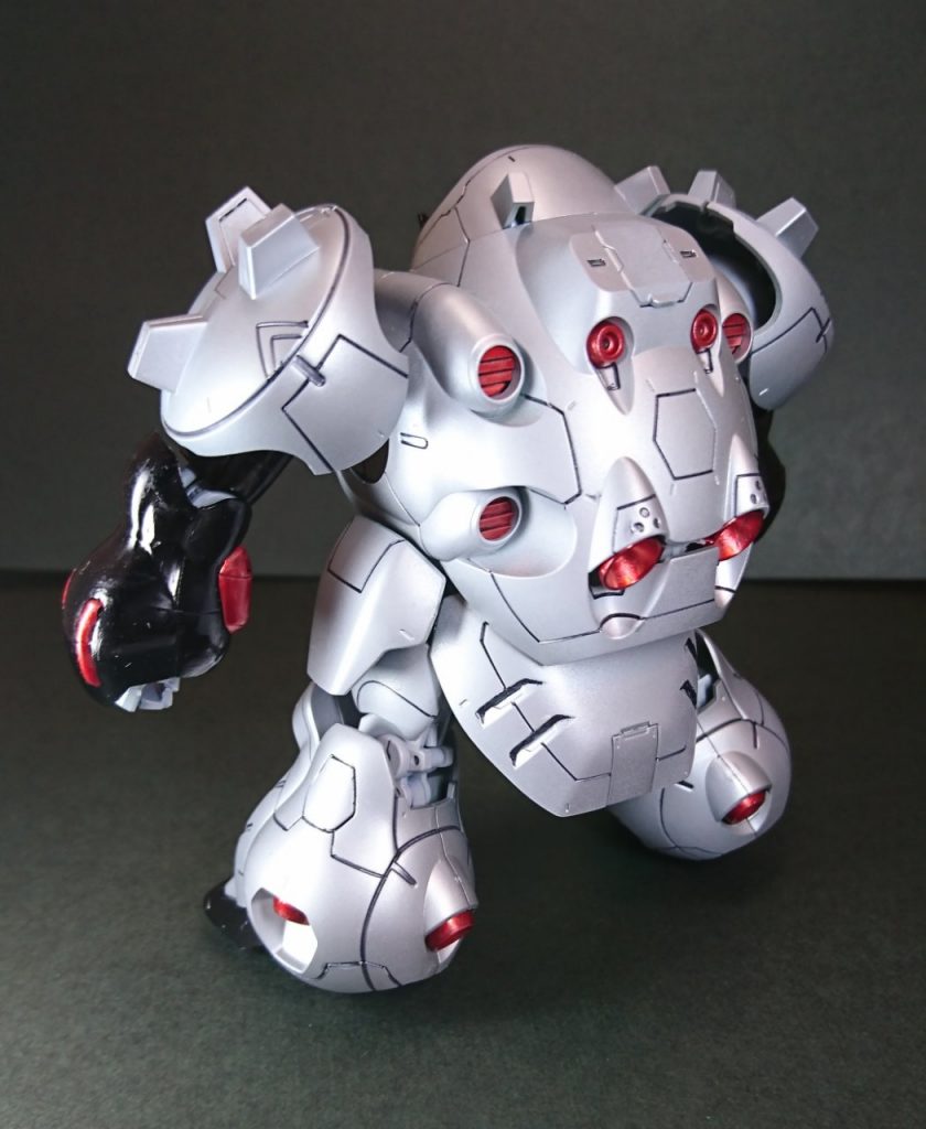 バックショットこのまるっこさがカッコかわいくてたまりませんねグシオンは。