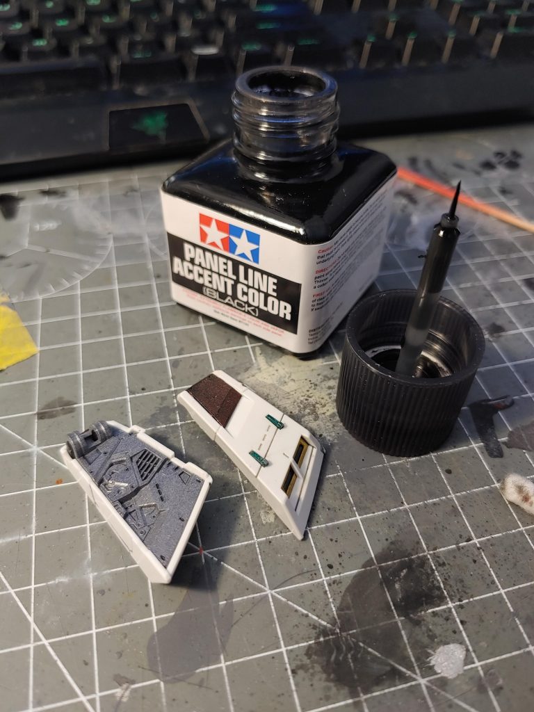 RG νガンダム–3枚目/制作者：enders_builds