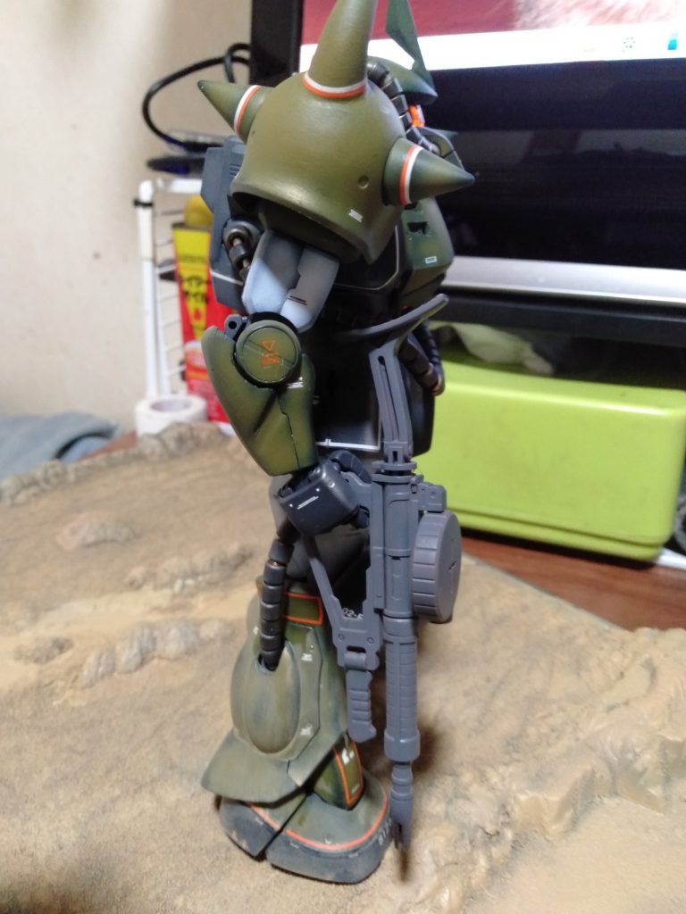 腕の形状は悩みましたねぇ、想いついて形を創った後にらいだ～Ｊｏｅ氏の作例を視て（笑）いました似てるって！